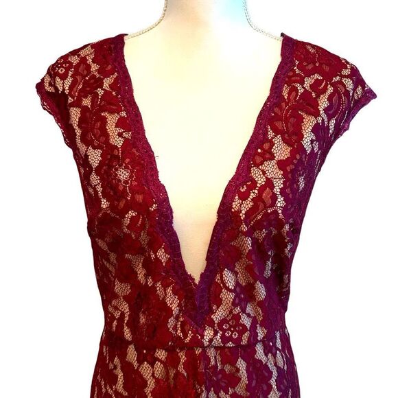 LM Collection Romantic Ride Gown Size 10 - Picture 5 of 10